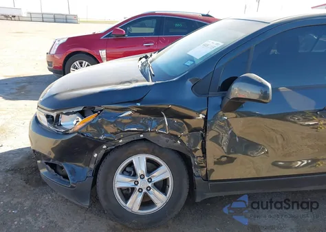 2019 Chevrolet Trax Ls z USA, uszkodzony, nr VIN 3GNCJKSB3KL206172